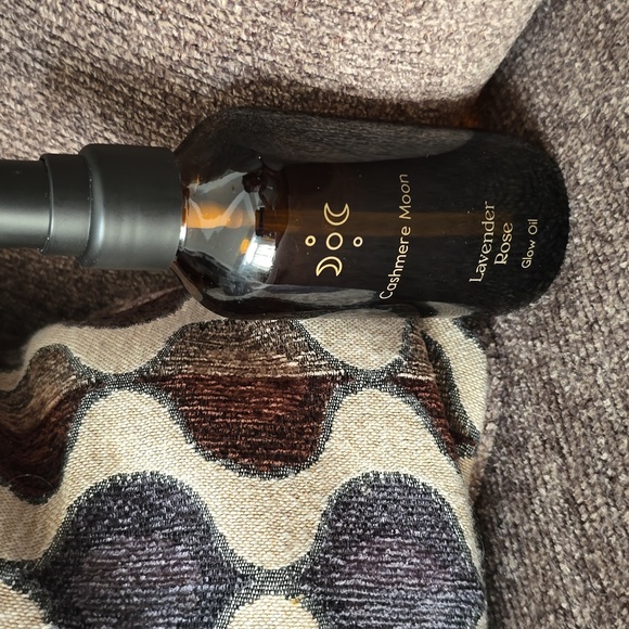 CASHMERE MOON BRAND LAVENDER ROSE GLOW OIL 4 OZ - Picture 1 of 5